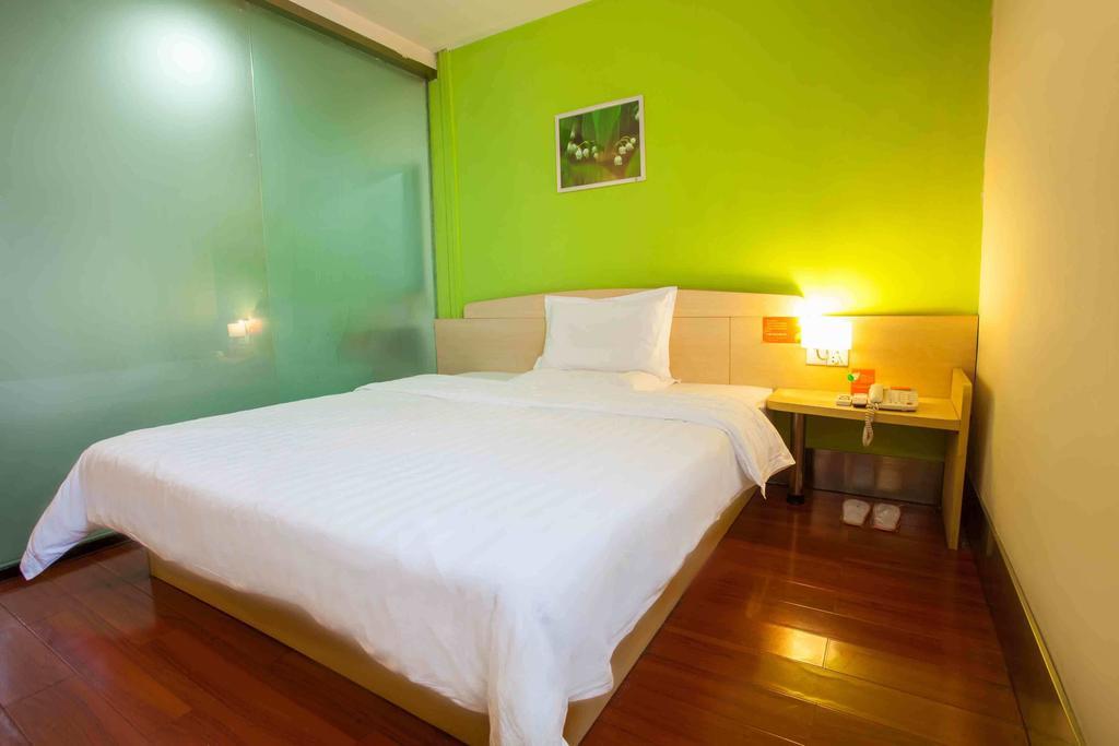 7Days Inn Zhongshan People'S Hospital Holiday Square Δωμάτιο φωτογραφία