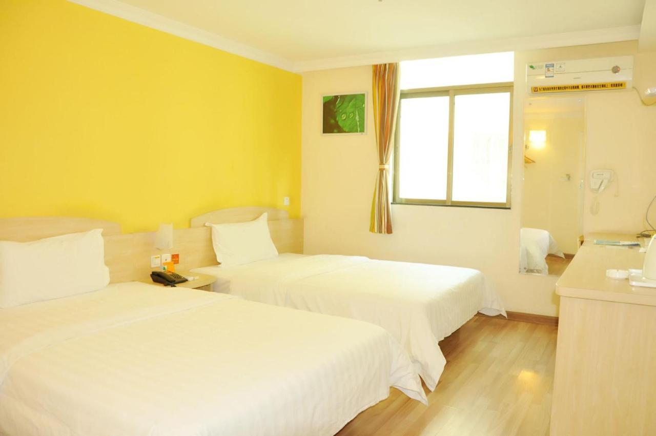7Days Inn Zhongshan People'S Hospital Holiday Square Εξωτερικό φωτογραφία